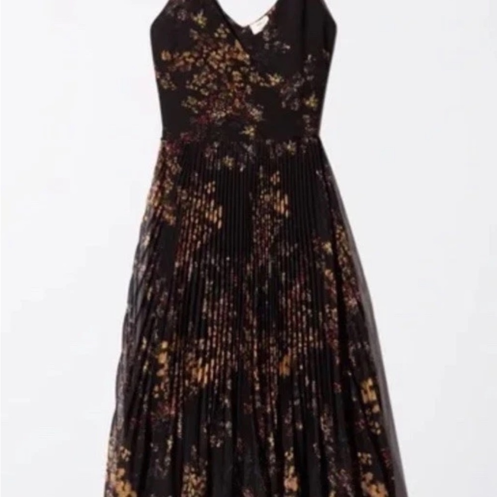 Aritzia Wilfred Beaune Pleated Black Floral Midi Wrap Dress